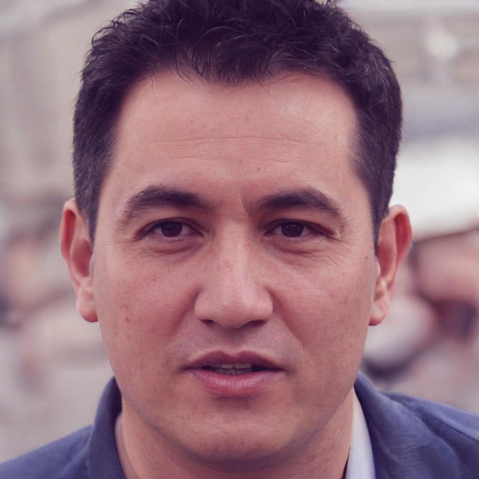 Портрет викладача Олег Зінченко